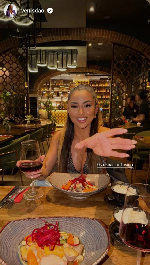 Ambasadorka YUZU při návštěvě restaurace